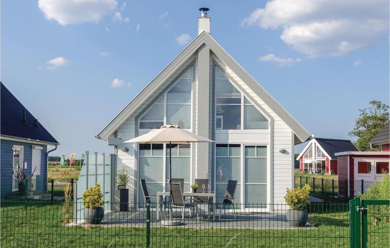 Beach Front Home In Zerpenschleuse With Wifi Exterior foto