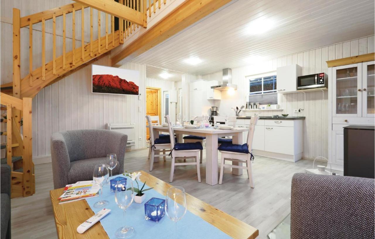 Beach Front Home In Zerpenschleuse With Wifi Exterior foto